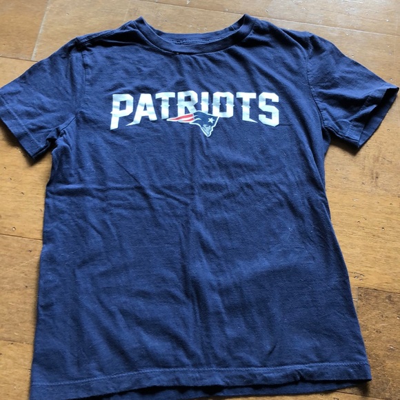 NFL Other - Patriots T-shirt size 8